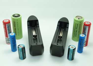 China 18650 el batería li-ion más duradero, cargador de batería universal de la cámara de la ión de litio proveedor