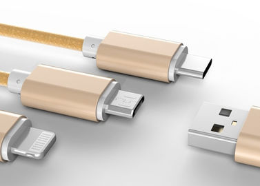 China 3 coloridos en 1 cargador de batería li-ion del USB con el tipo C/cable del micrófono/8 Pin proveedor